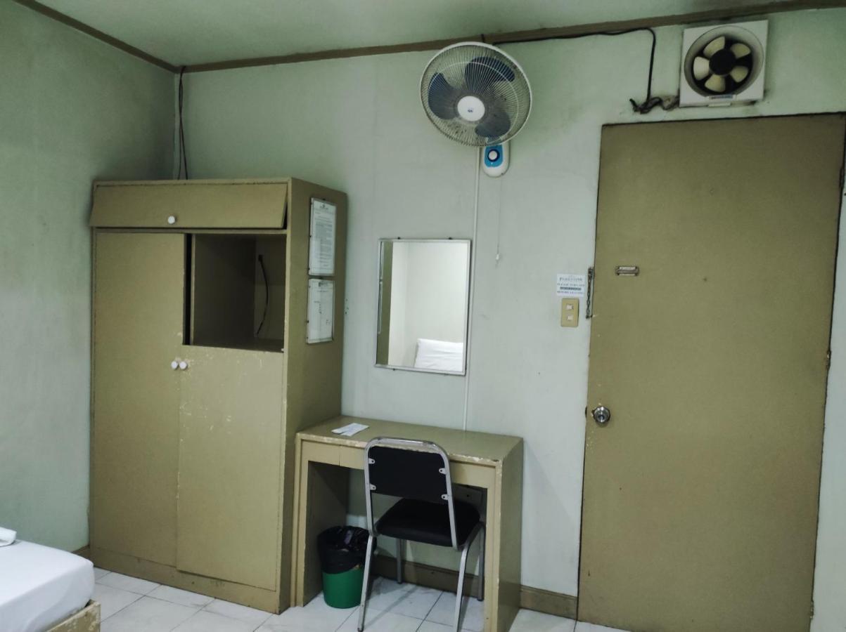 Parkview Hotel Cagayan de Oro Buitenkant foto